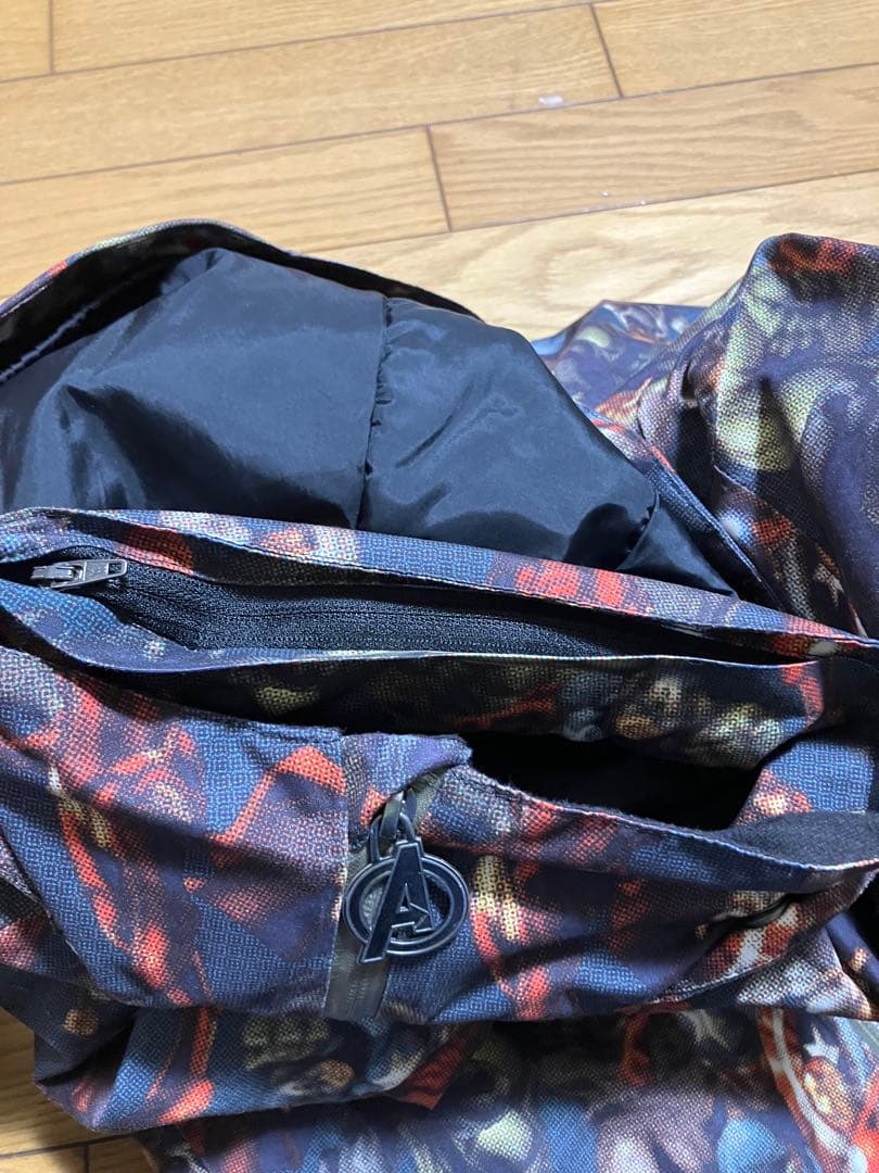 BURTON × MARVELコラボ スノーボードウェア　サイズM