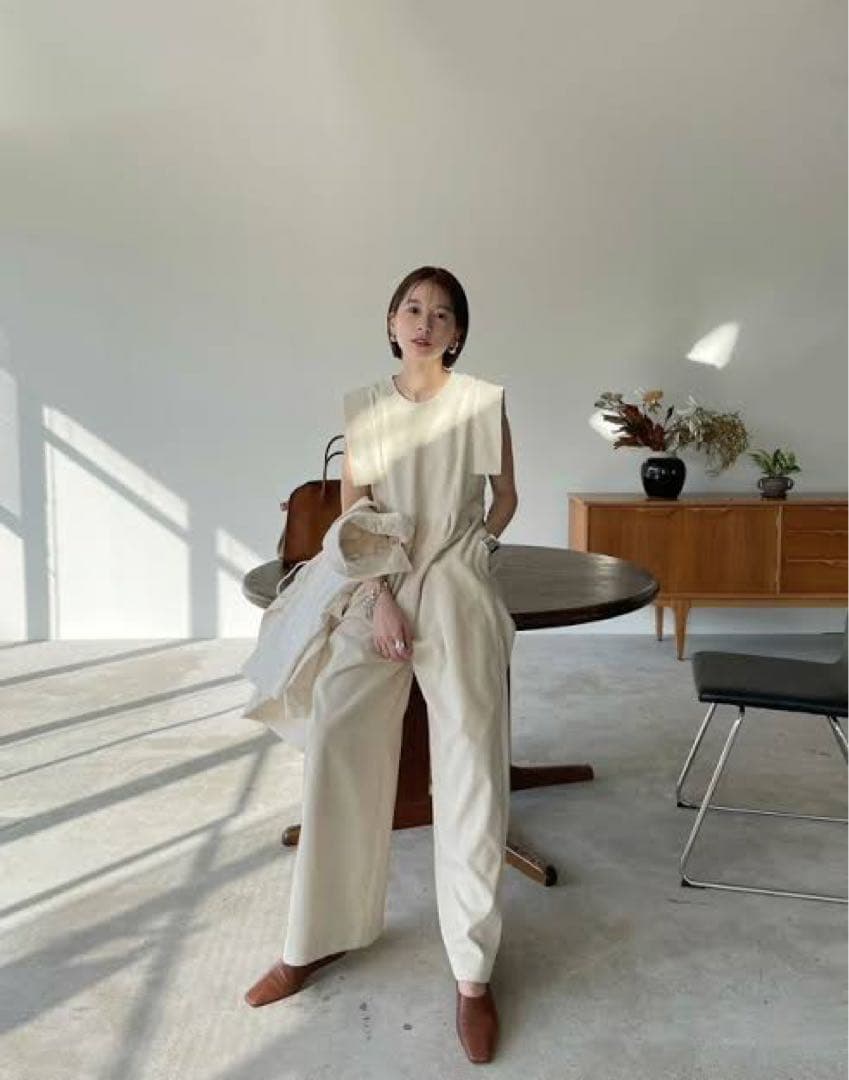 CLANE×田中みなみ　SQUARE SLEEVE ALL IN ONE