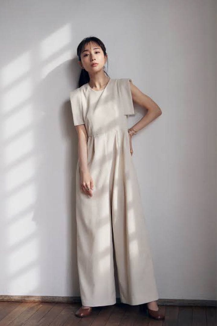 CLANE×田中みなみ　SQUARE SLEEVE ALL IN ONE