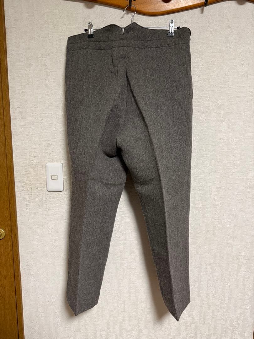【サイズ7 裾上げ済み】sus-sous セレモニーパンツ　側章　グレー