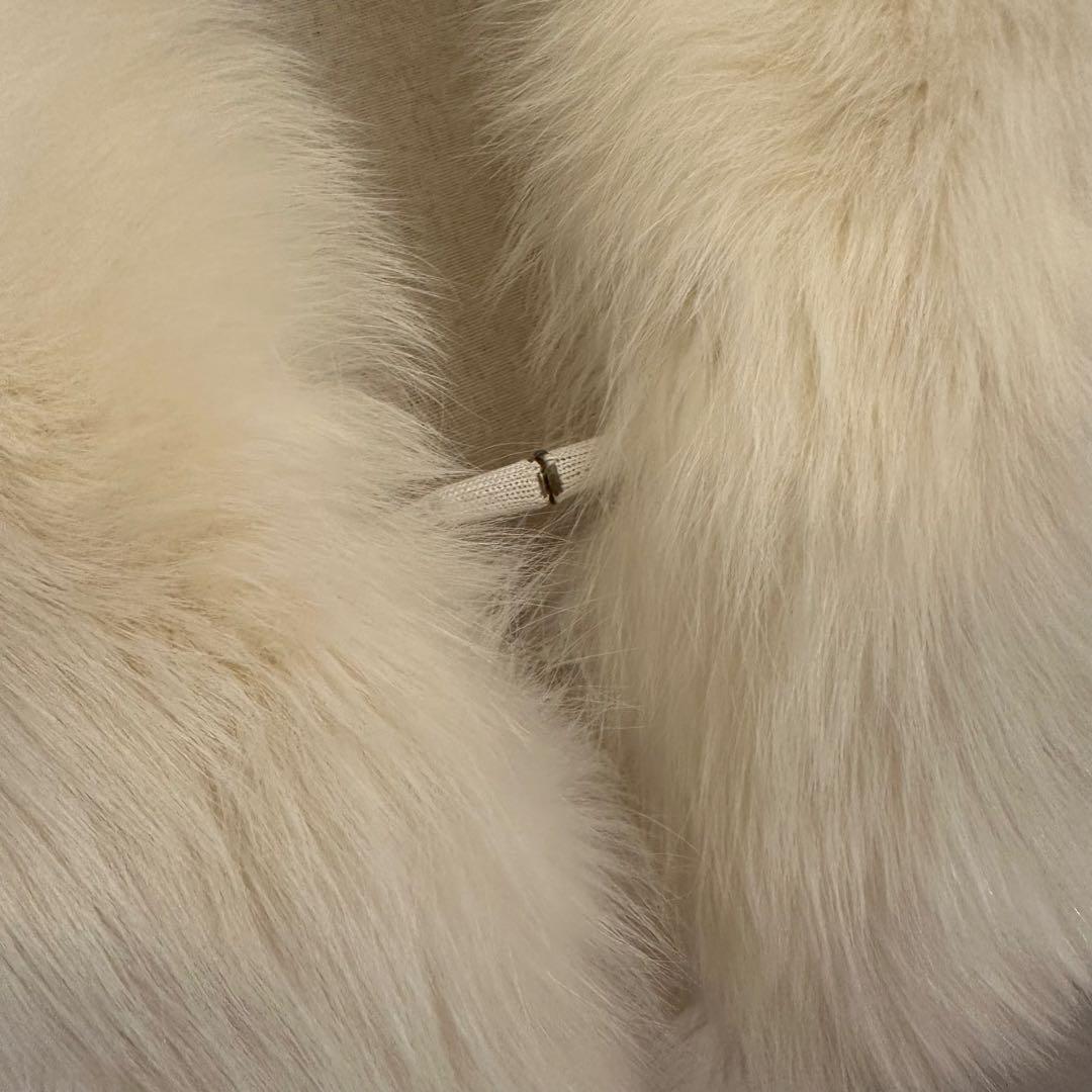 色味◎SAGA FURリアルファー ショール ホワイト シャドーフォックス