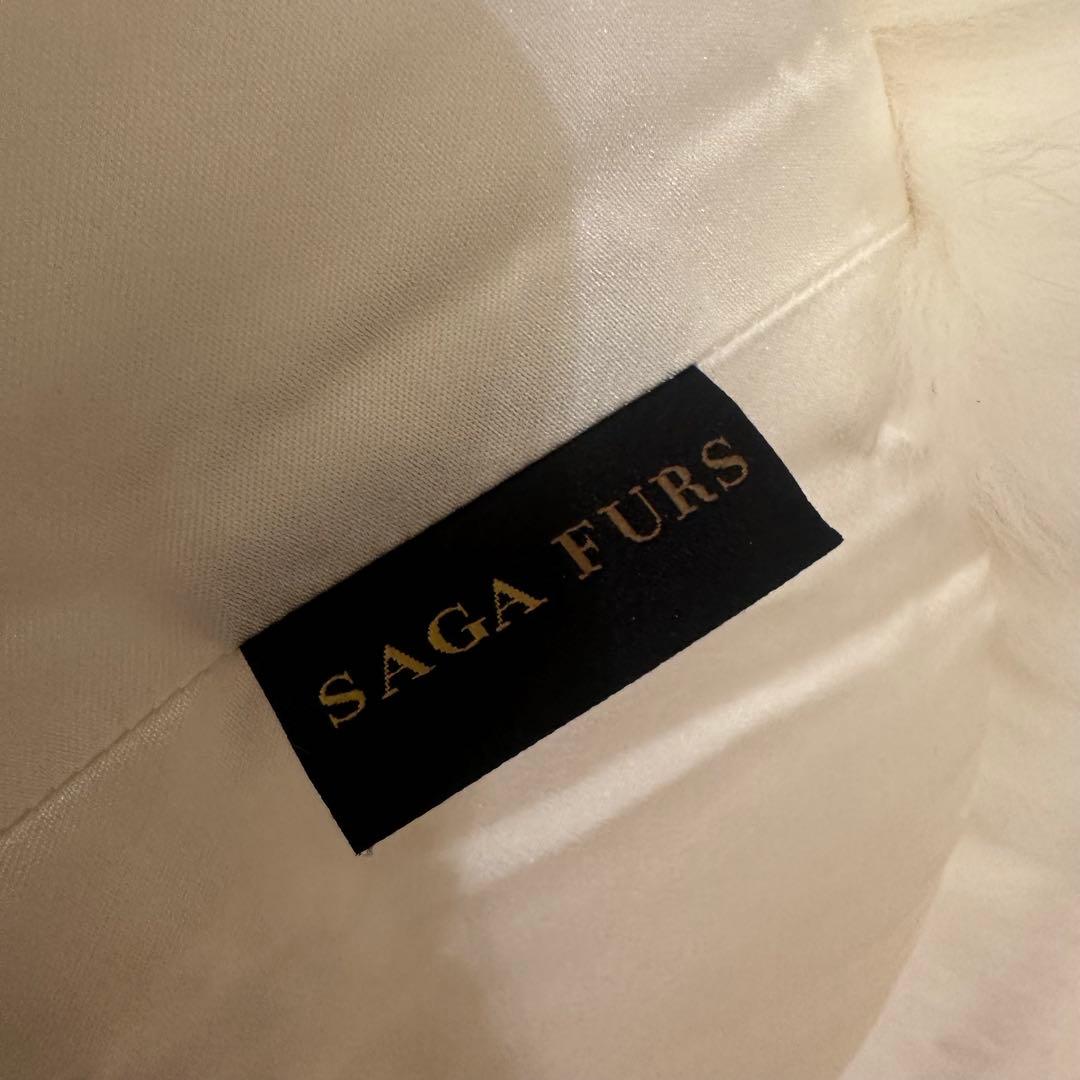 色味◎SAGA FURリアルファー ショール ホワイト シャドーフォックス