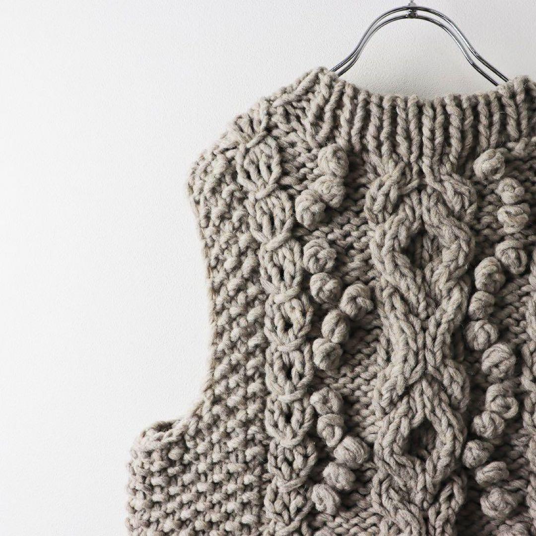 TSUHARU ケーブル編み ニットベスト