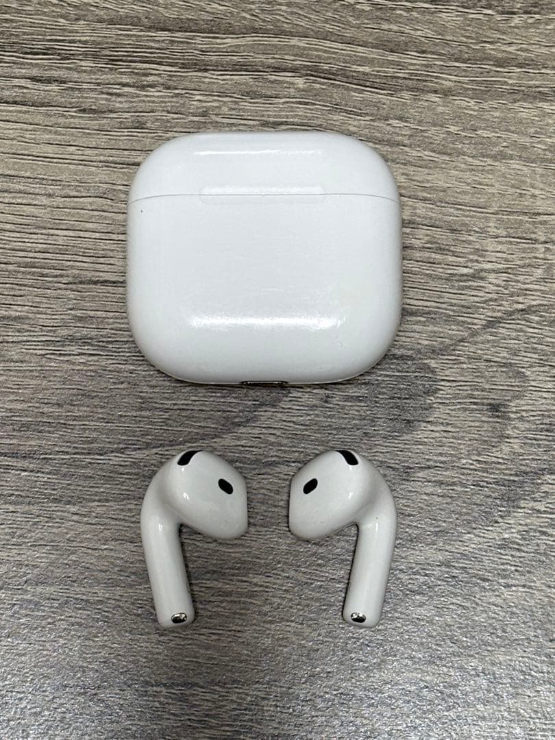 Apple AirPods 4 ノイズキャンセリング搭載