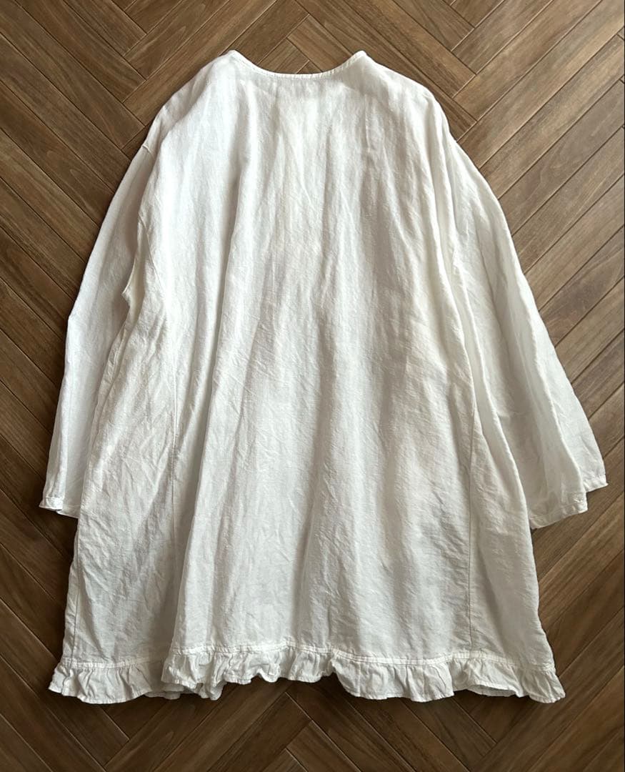 ネストローブ リネン近江晒しプチフリルチュニック