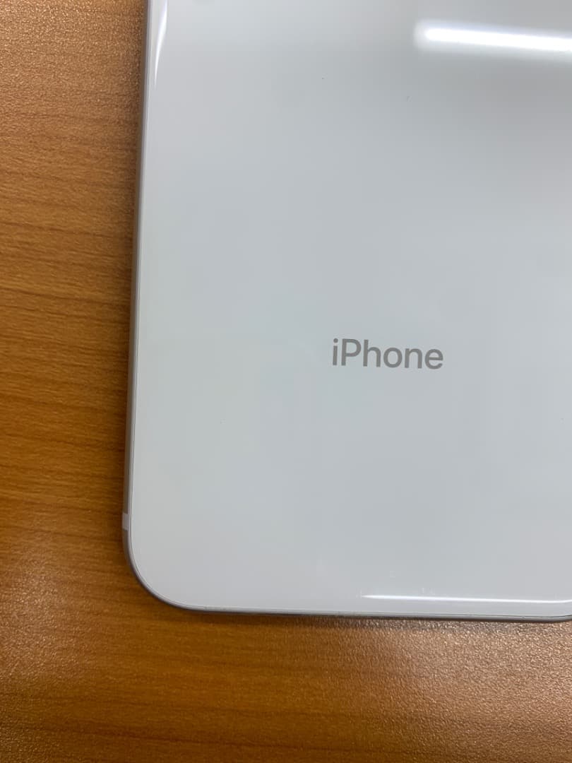 S*）様 動作確認済 iPhone 8 64GB ID K9720