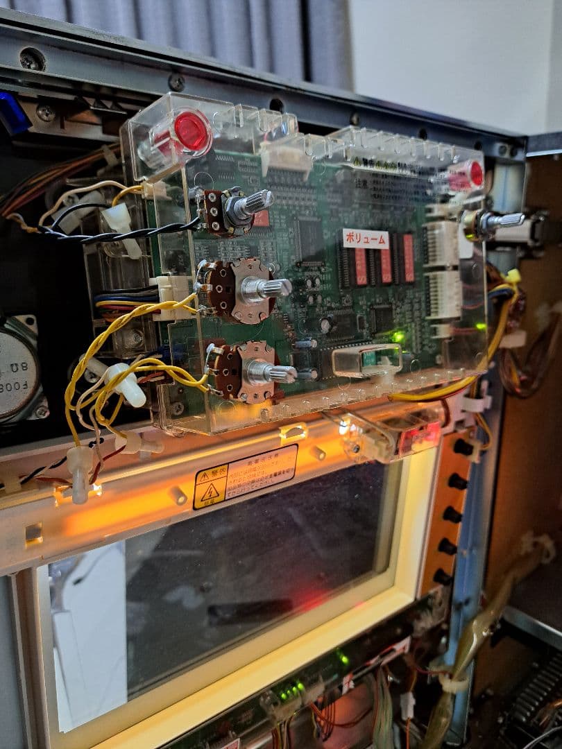 4号機　初代　北斗の拳　実機　パチスロ　スロット　送料込み　不要機