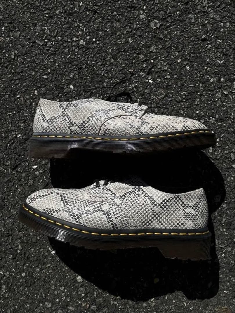 ク*ฅ様 Dr.Martens パイソン柄レザーシューズ
