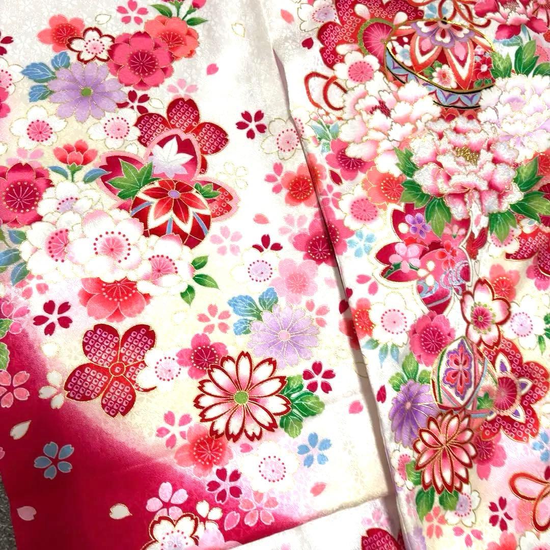 《新品》正絹 華やかな刺繍入❗️お宮参り 産着 祝着 襦袢付 新品たとう紙付 白