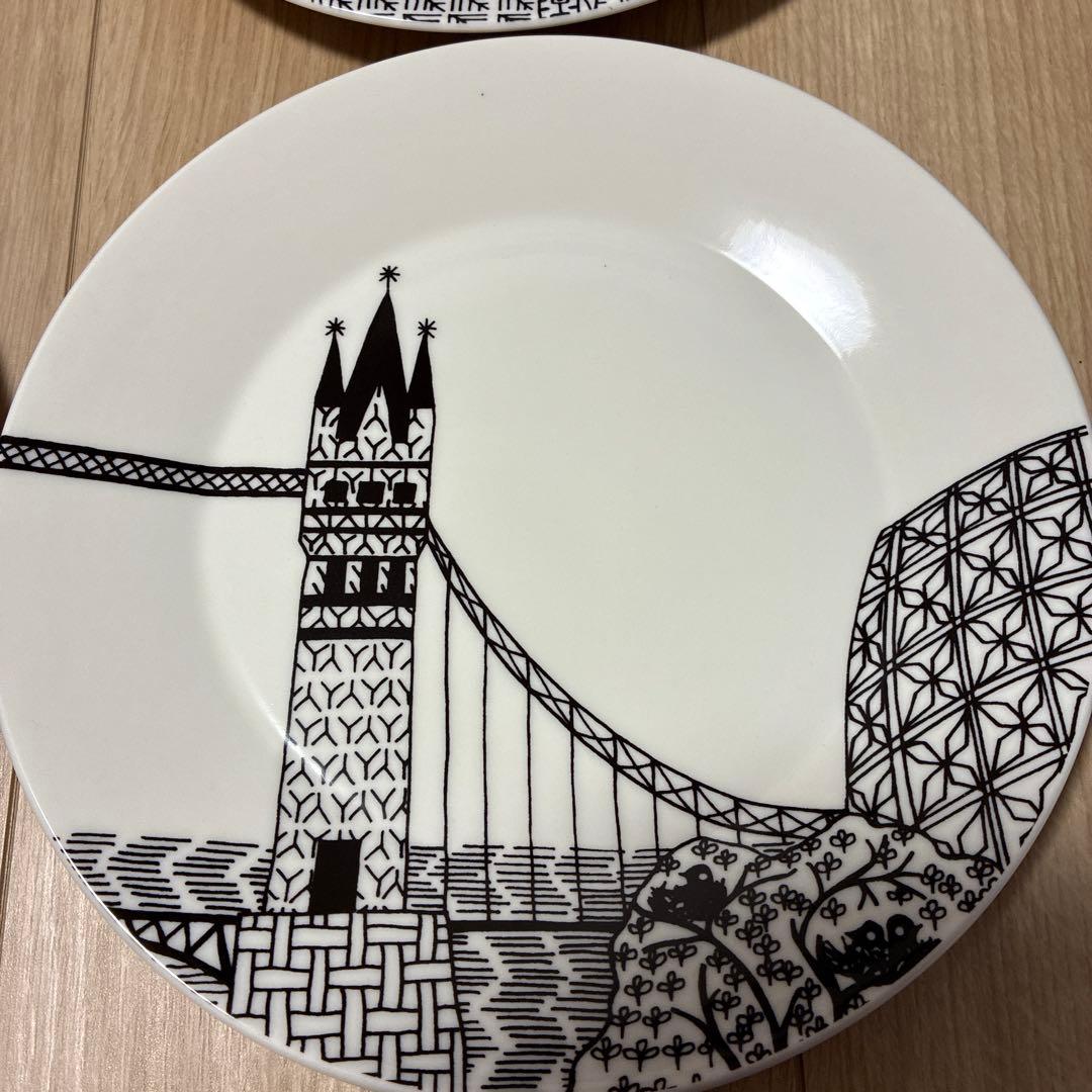 【ロイヤルドルトン　シャーリーンミューレン】 ❣️コラボプレートセット❣️