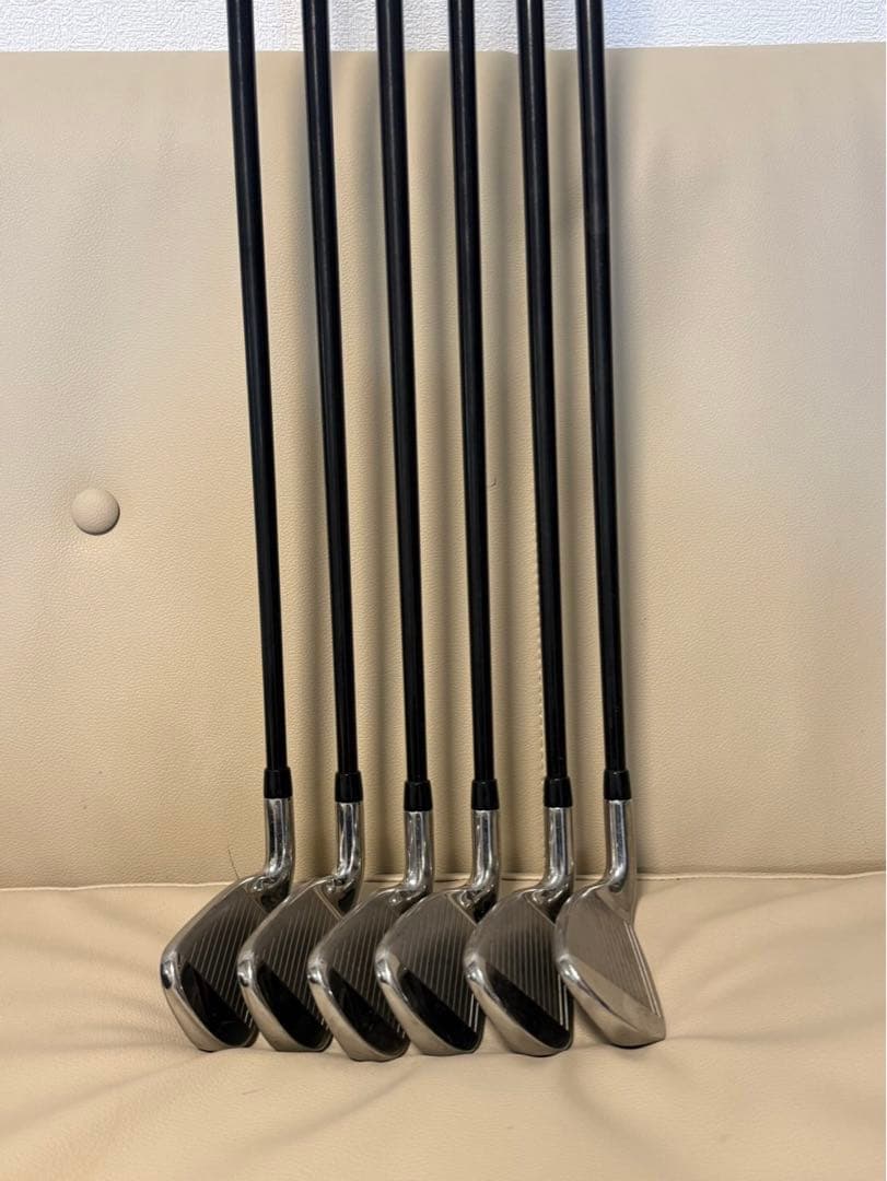 【送料込み】大人気　ウォーバード　現行最新モデル　キャディバッグ 付き　メンズ