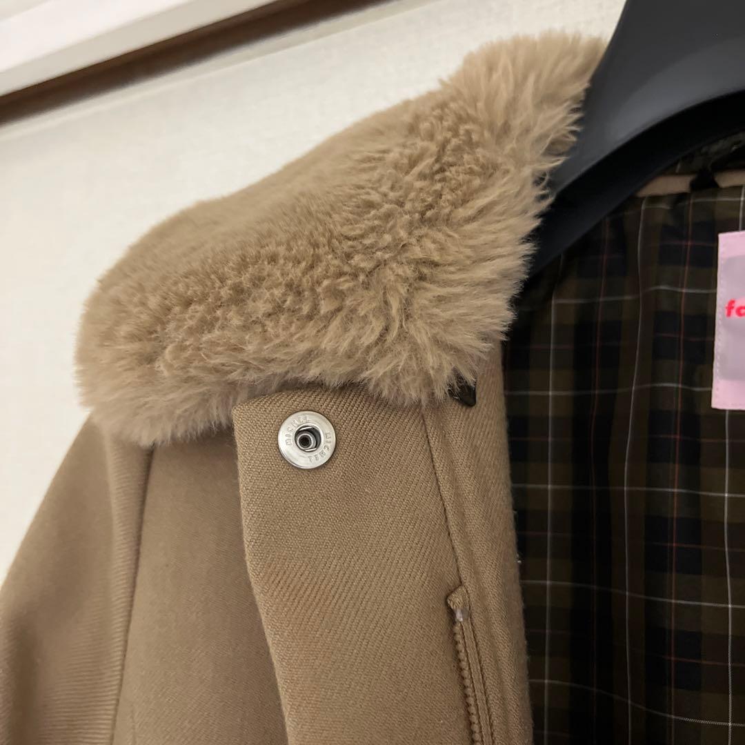 美品 ファミリア キャメルウールコート ファー襟
