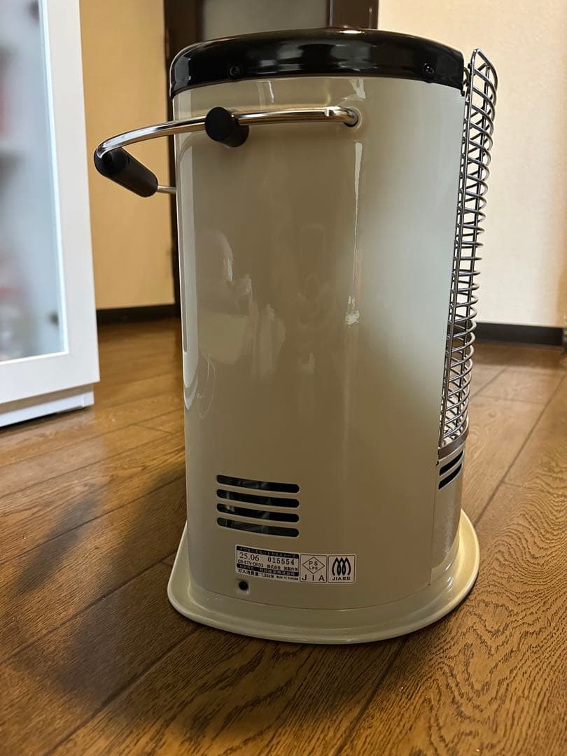 「とも」iwatani カセットガスストーブ　デカ暖Ⅲ