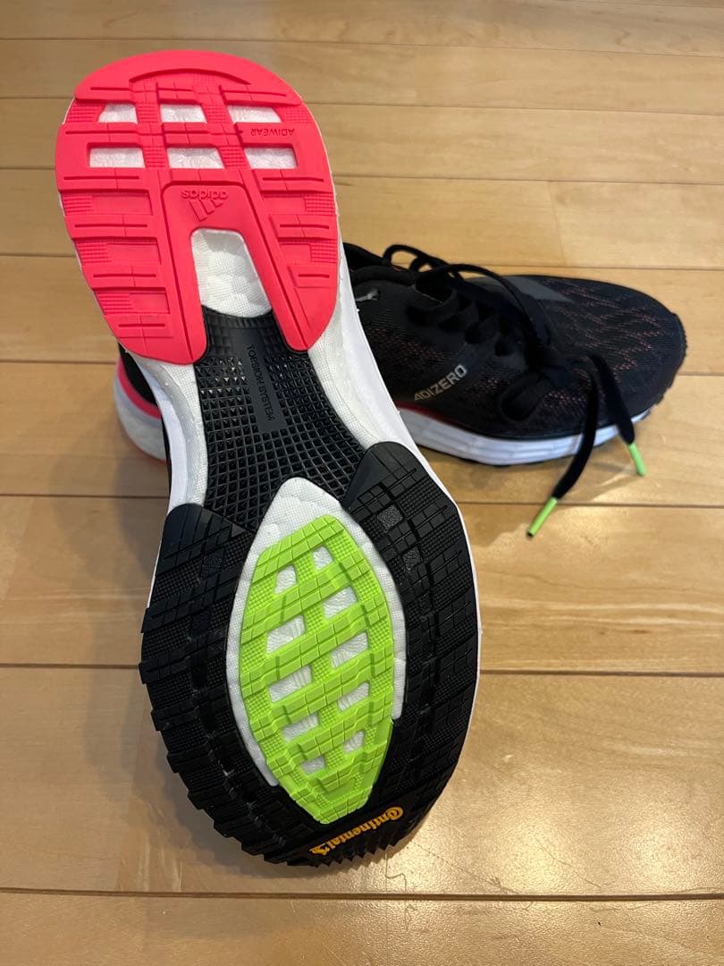 adizero Japan 5 ランニングシューズ 黒/緑/赤 22.5㌢