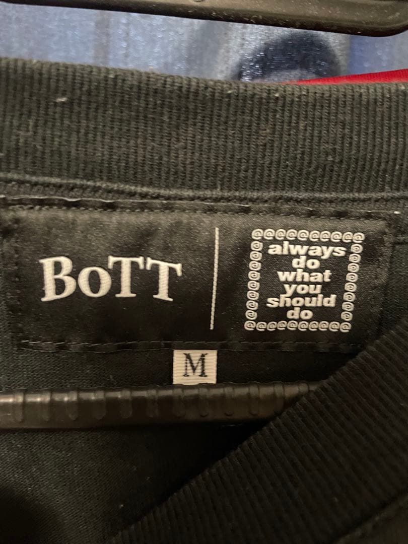 BOTT always do what you should do Tシャツ