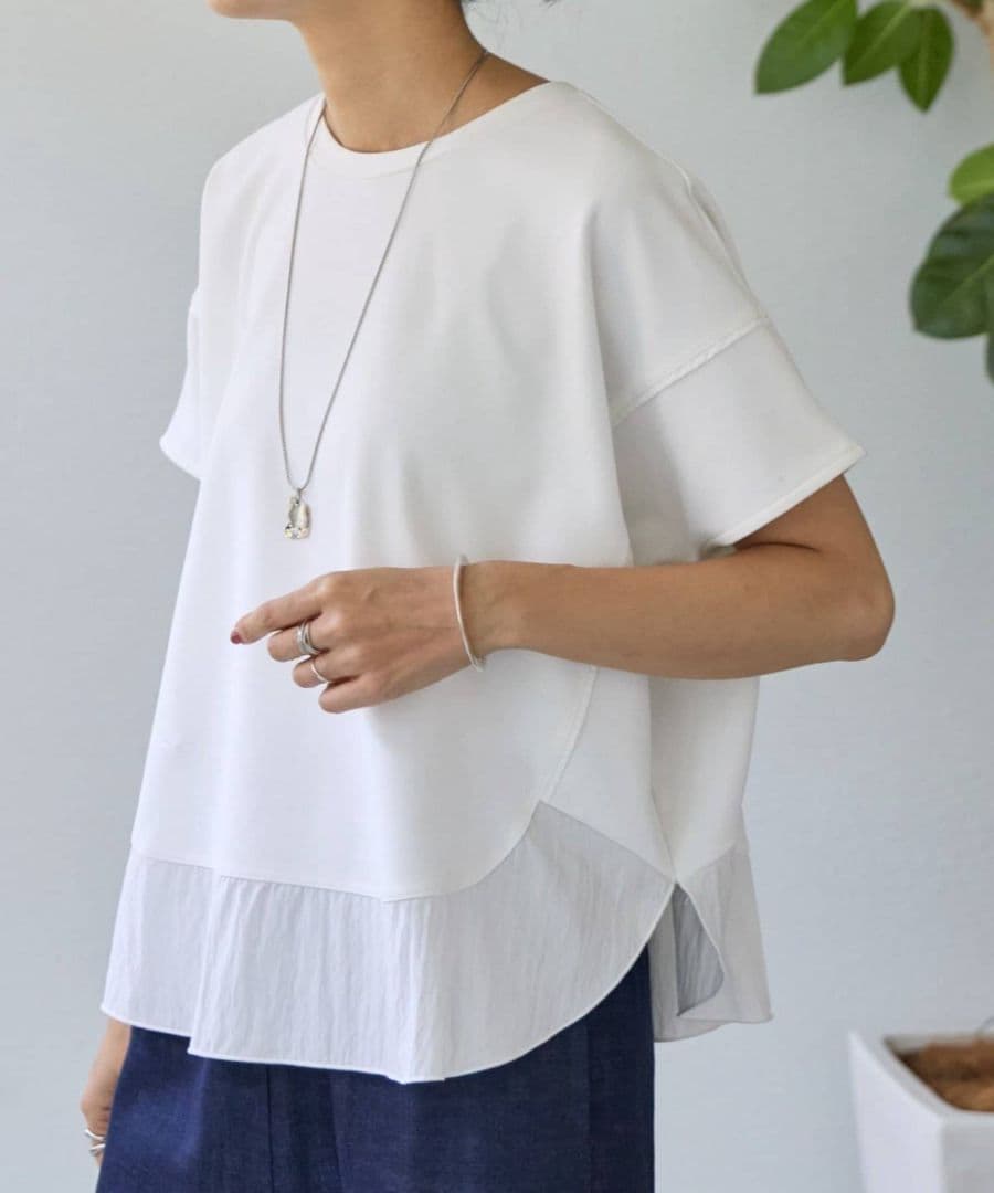 ビアズリー　ラウンドヘムT