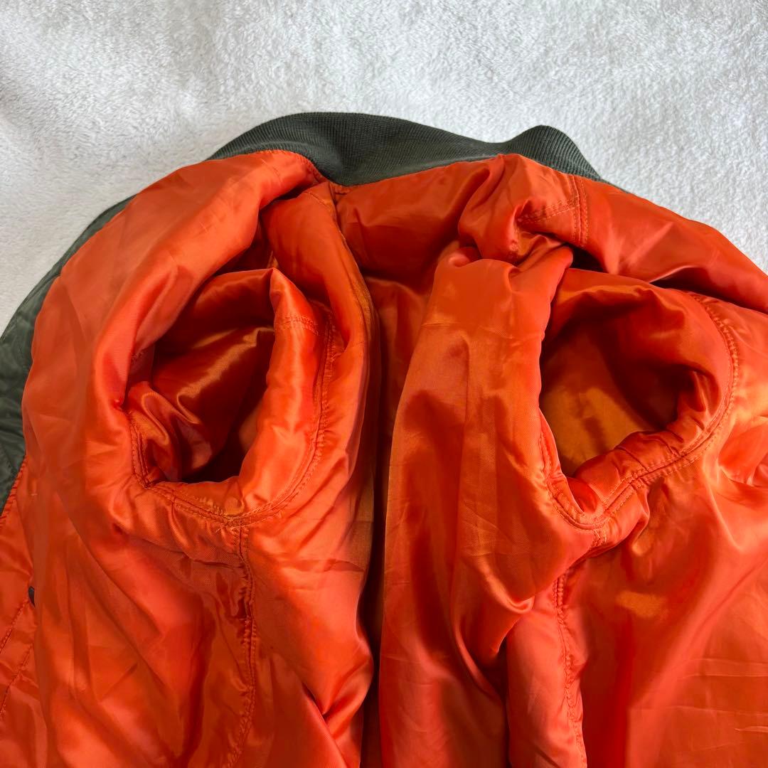 ✨️美品✨️ AVIREX アヴィレックス バック刺繍 MA-1 カーキ M