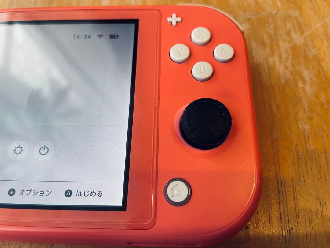 Nintendo Switch Lite コーラル
