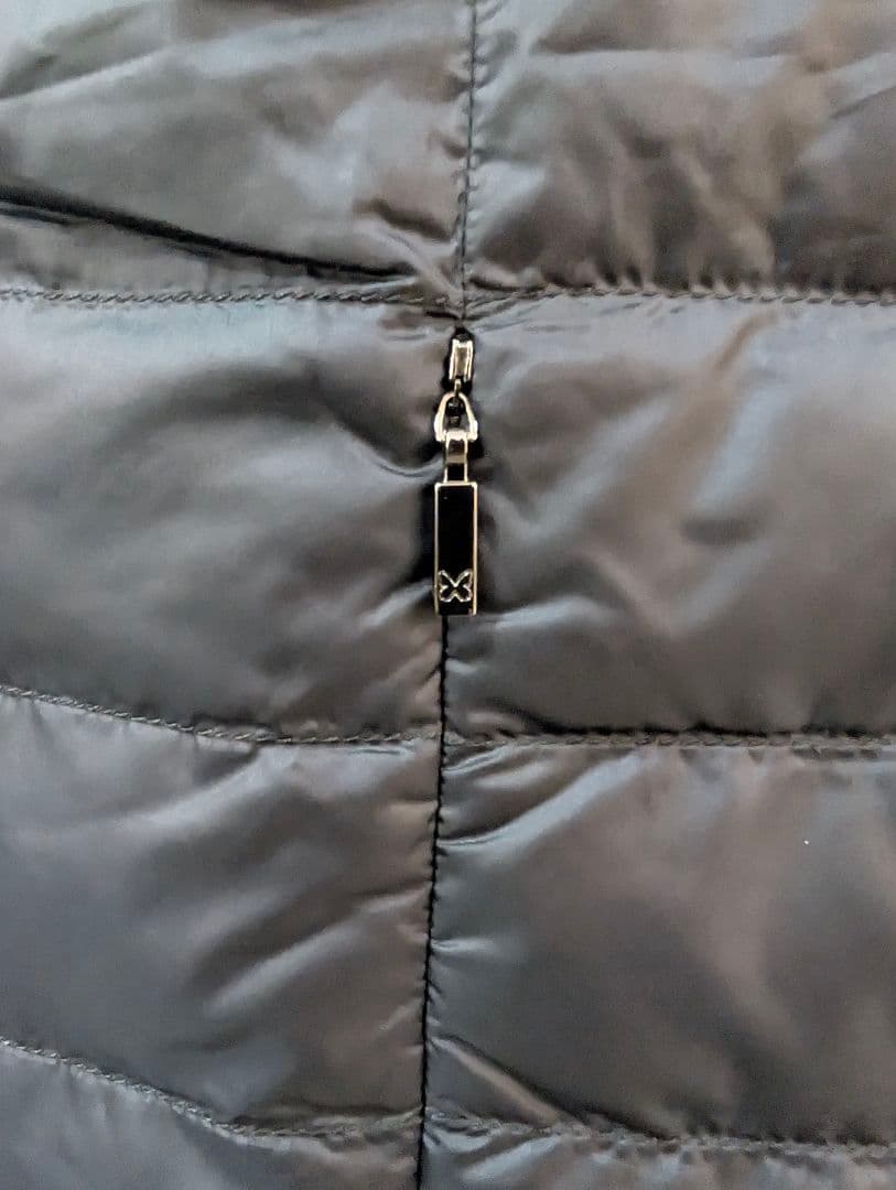 新品未使　マックスマーラ　リバーシブル ダウンジレ 40 薄手 安心鑑定可