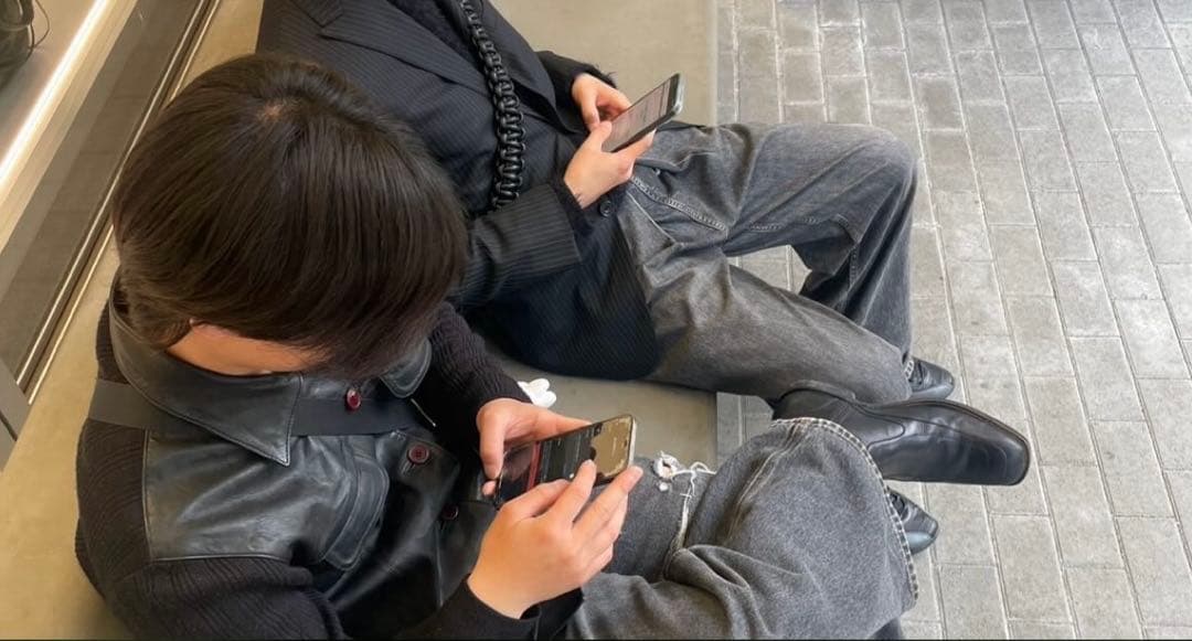 Sullen ブラックレザー サイドゴアブーツ