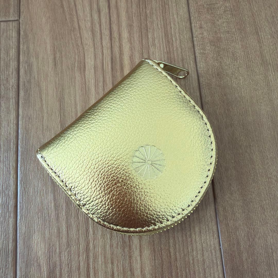 皇居限定 菊の御紋入り馬蹄型 　ケース 財布 小銭入れ 牛革