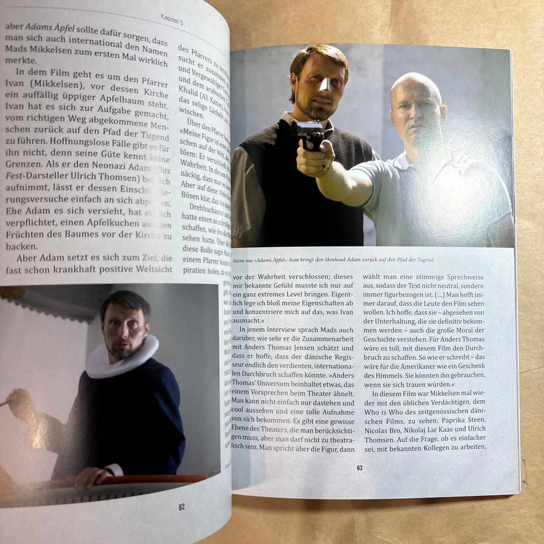 洋書 Mads Mikkelsen Dieillustrierte Biografie