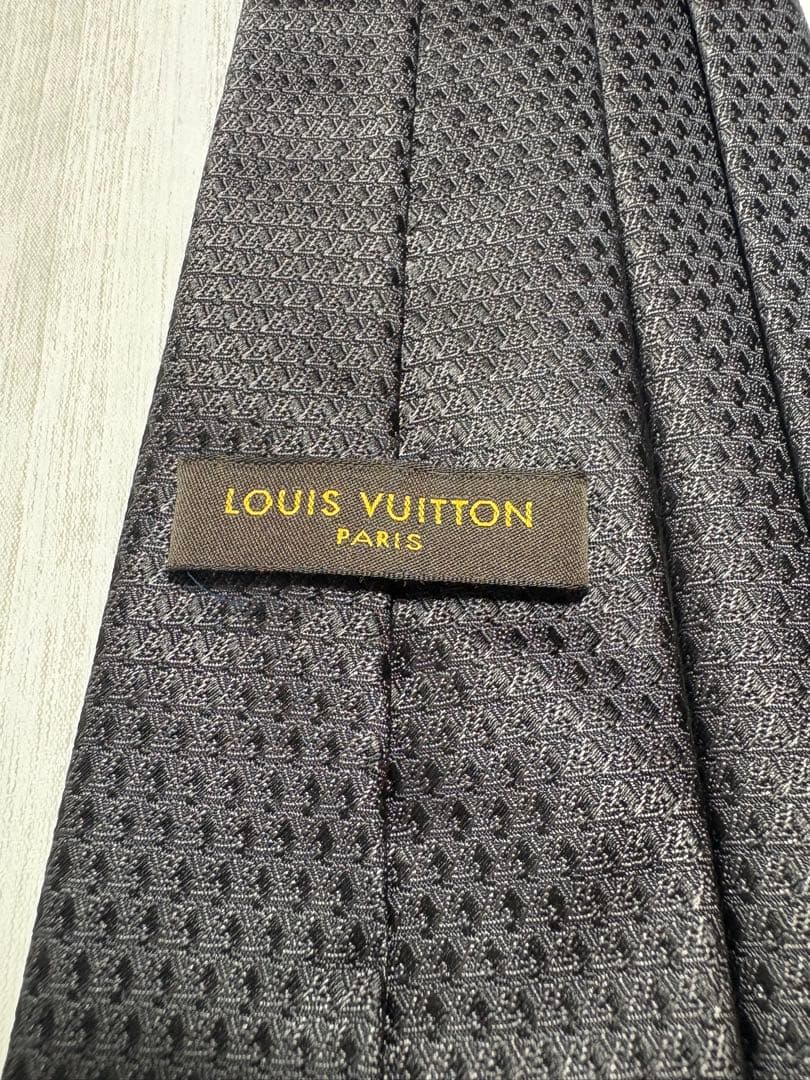 美品】 LOUIS VUITTON ルイヴィトンネクタイ LV フィッシュネット