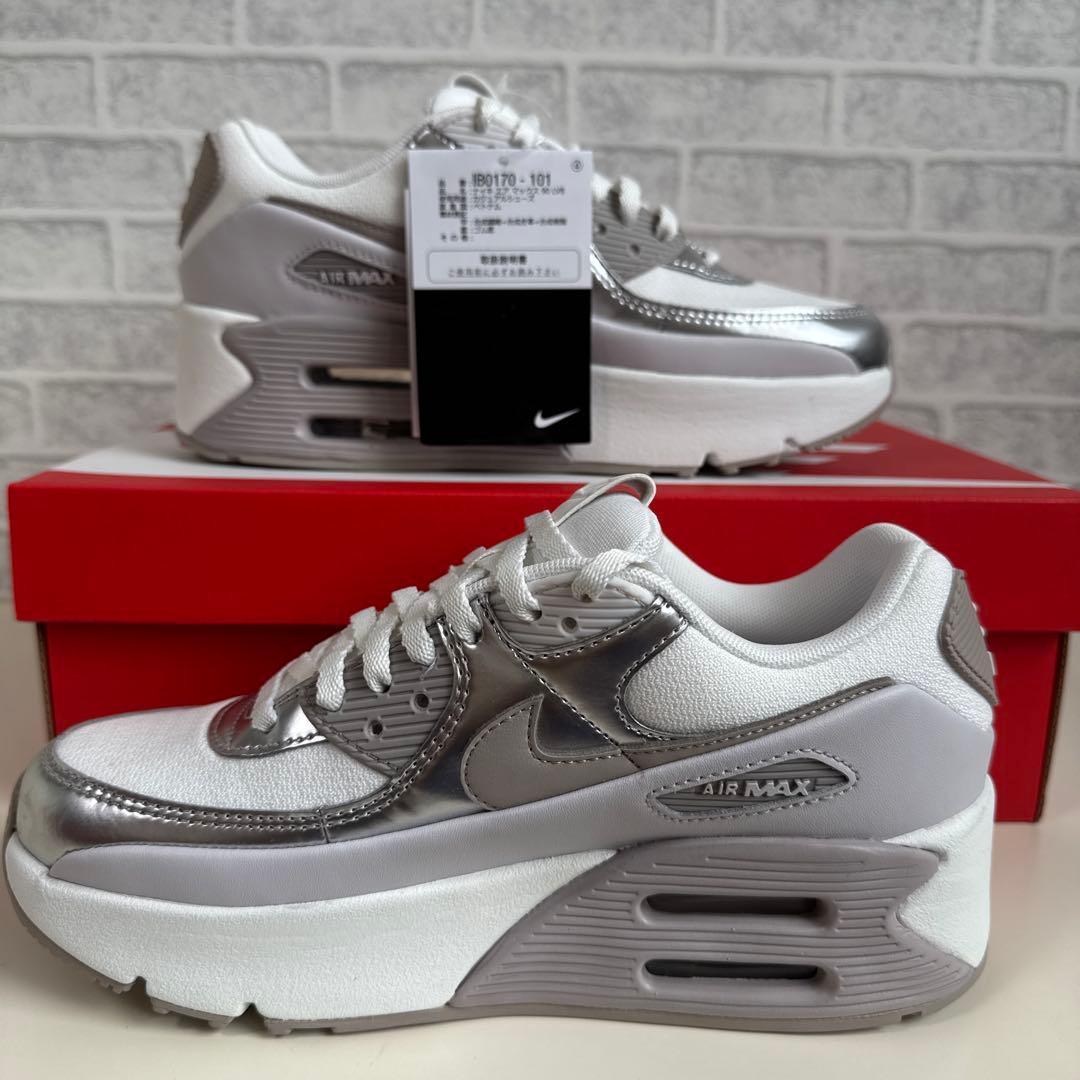 ✨新品✨ナイキ エア マックス 90 LV8 メタリックプラチナム23cm