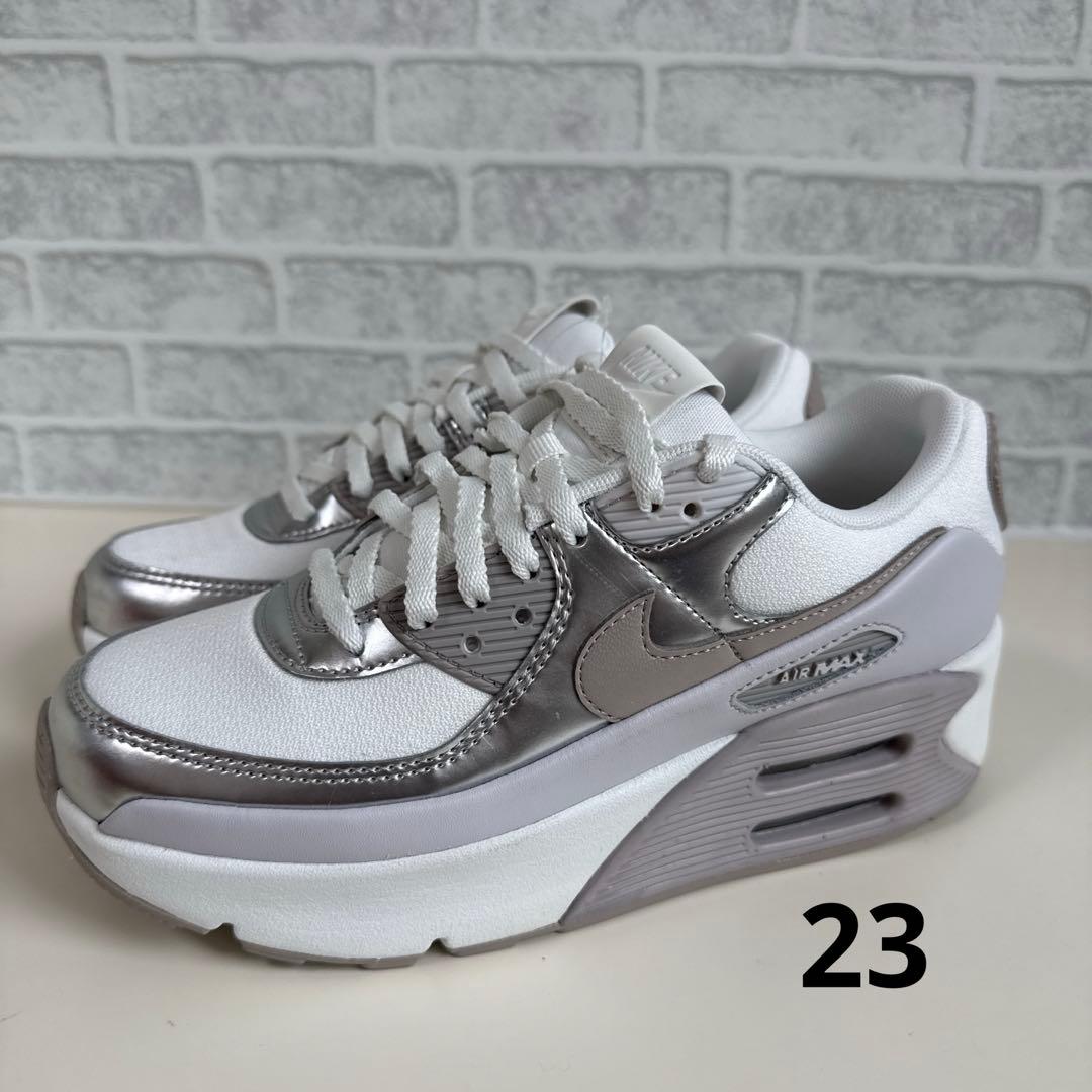 ✨新品✨ナイキ エア マックス 90 LV8 メタリックプラチナム23cm