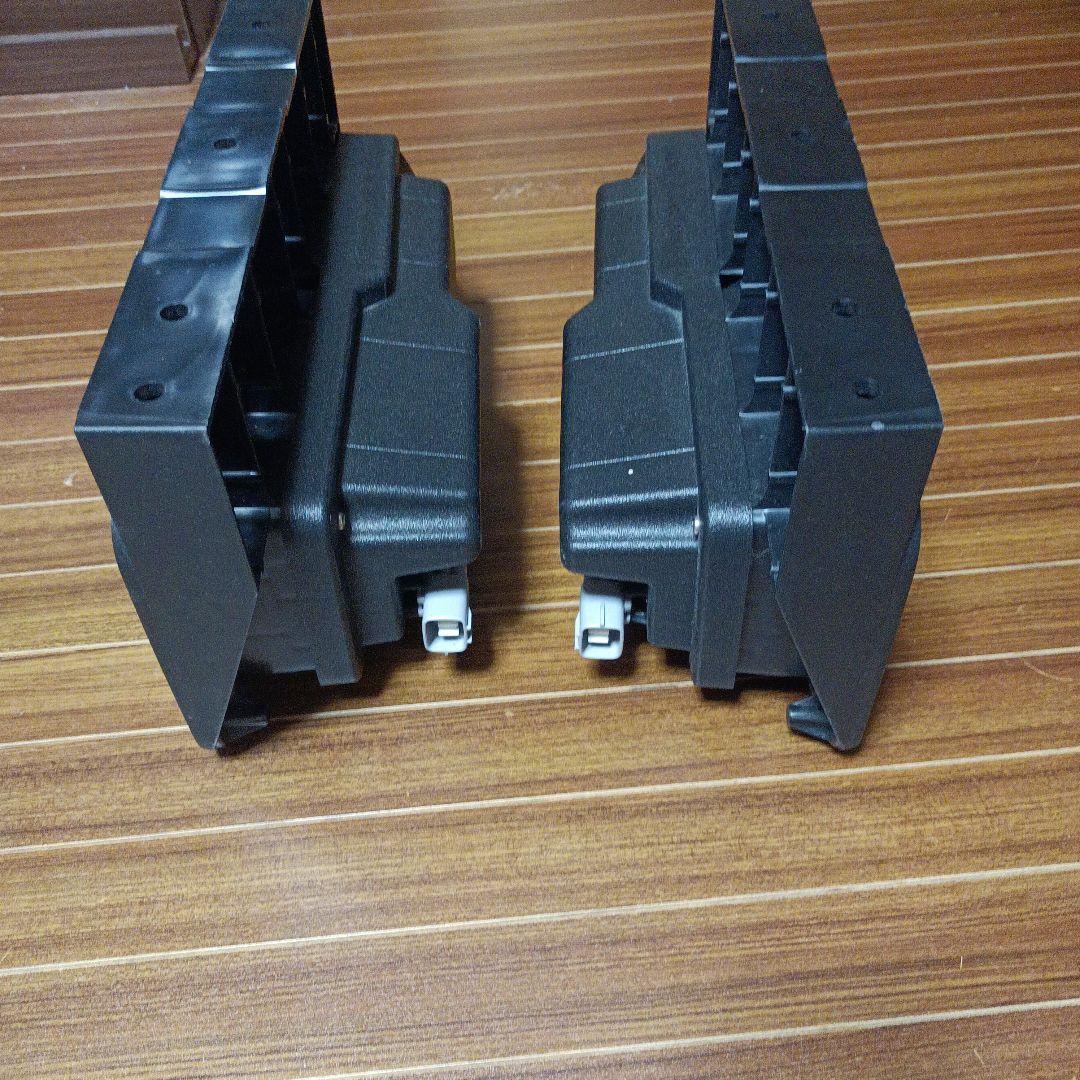 日野　純正　テールランプ左右セット