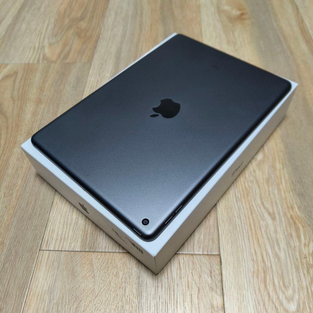 ★箱付き★ Apple iPad 第9世代 64GB Wi-Fiモデル 10.2
