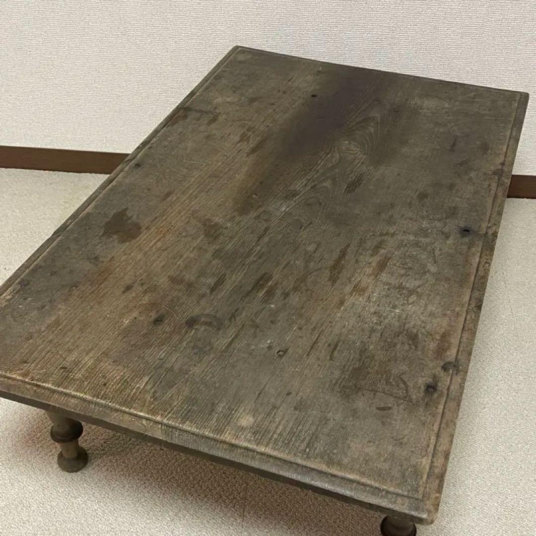 ろくろ脚の座卓