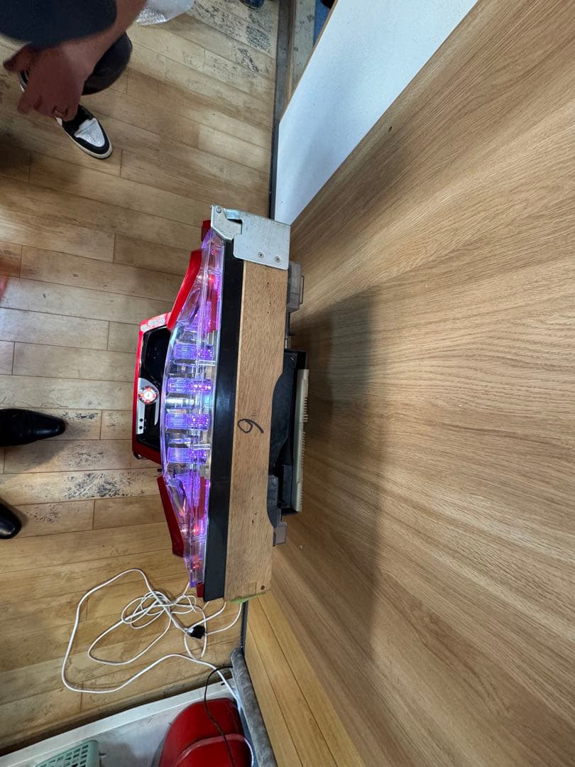 パチンコ台 赤 LEDライト 玉付き　SANKYO 倖田來未