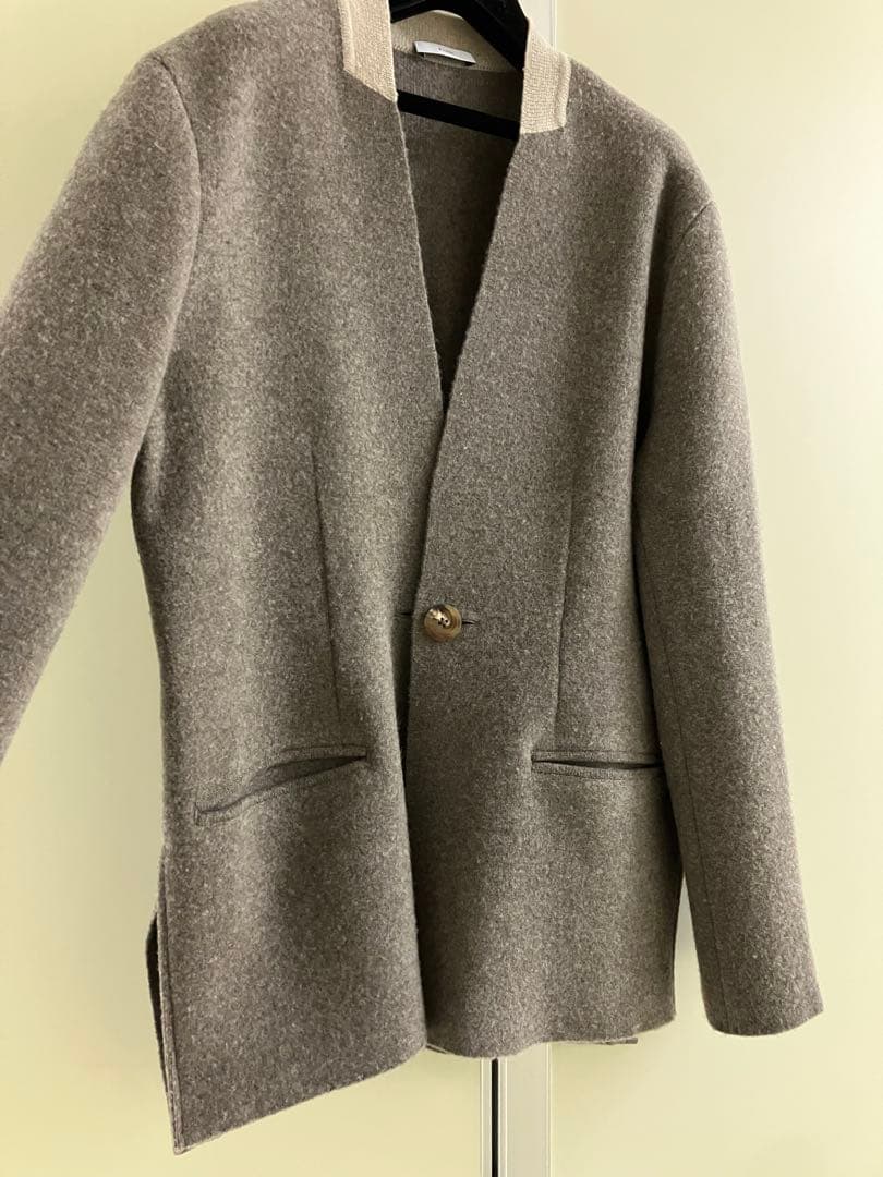 【Kheiki】 BROWN \"Collarless Knit Jacket\"