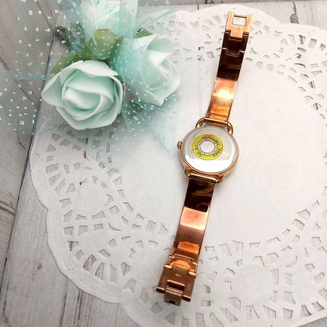 稼働品 美品 コーチ バングル腕時計 レディース ストーン付き 馬車ロゴ