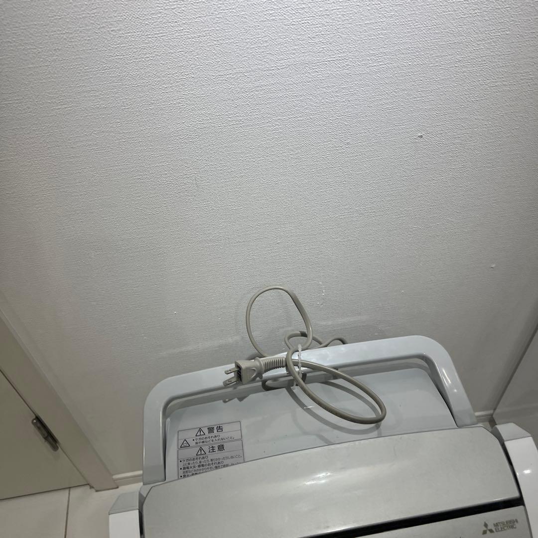 三菱除湿機MJ-PV250WX-W 2024年製