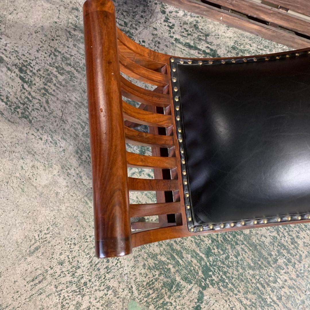 J154 木製スツール 本革シート 鋲打ち