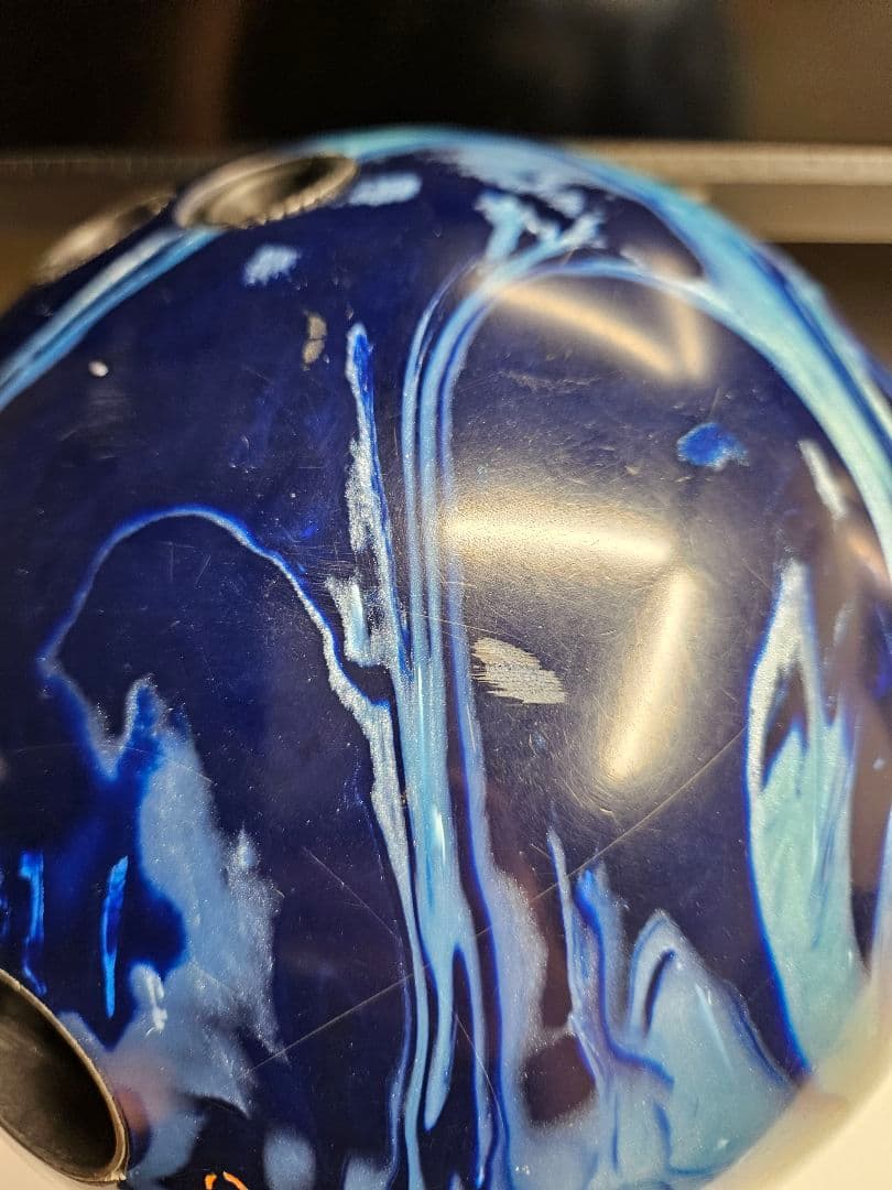 ベノムブルーコーラル 15ポンドボウリングボール