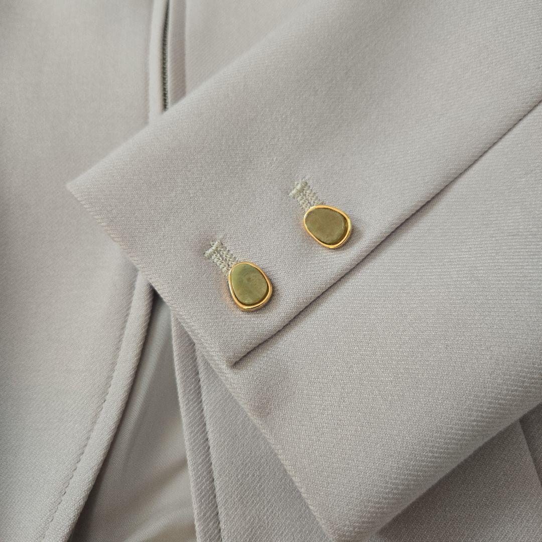 MURRAL 　Melt off shoulder jacket (Ivory)