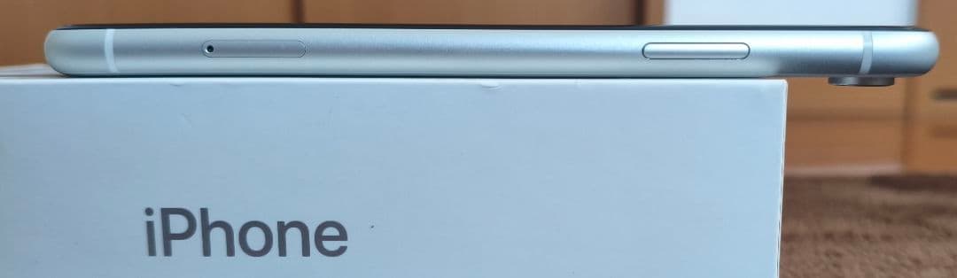 iphone xr 64g simフリー