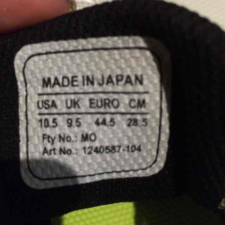 アンダアーマー スパイク