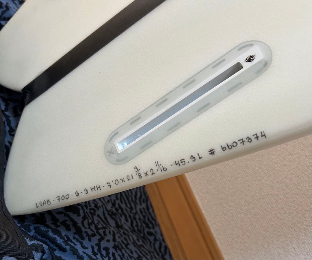 Firewire Seaside & Beyond 7’0” 専用フィン付き