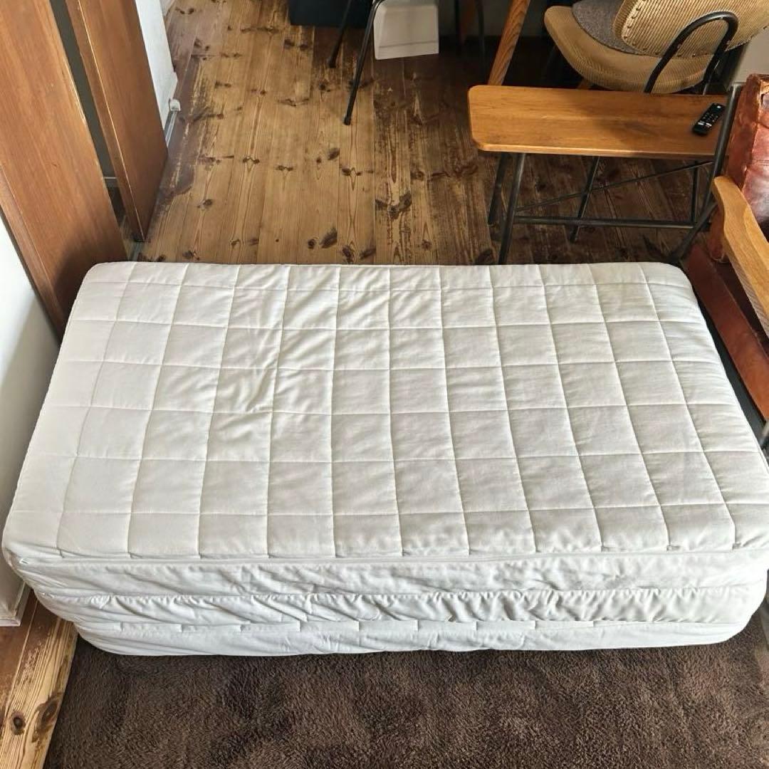 三つ折り　ポリエチレンノンコイルマットレス・セミダブル　無印良品