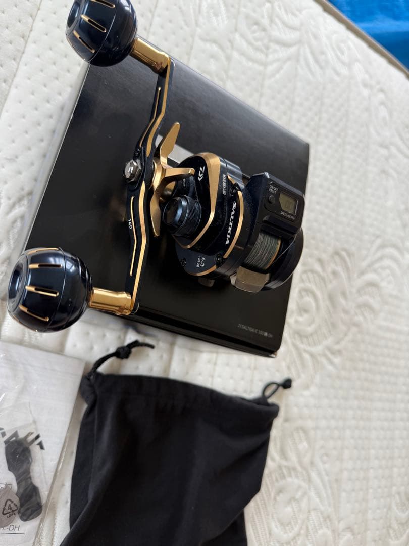 【美品】　SALTIGA IC-300L-DH ベイトリール　ソルティガ