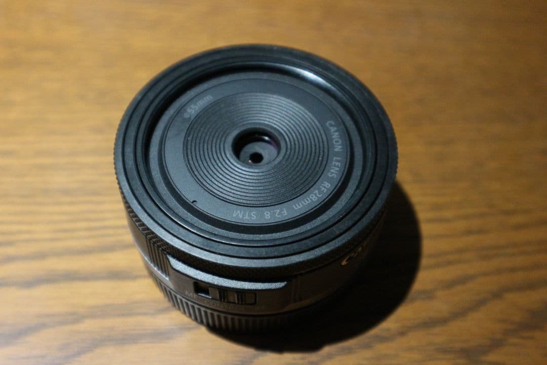 (Canon純正レンズフード付き)Canon RF28mm f2.8 STM