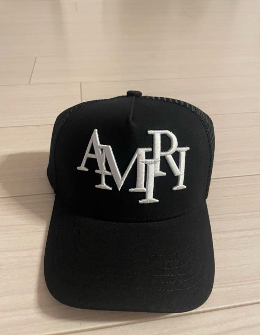 ・ページ　amiri