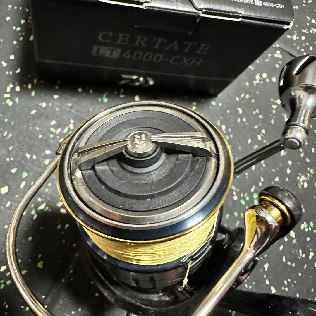 美品！ ダイワ 19 セルテート LT 4000-CXH