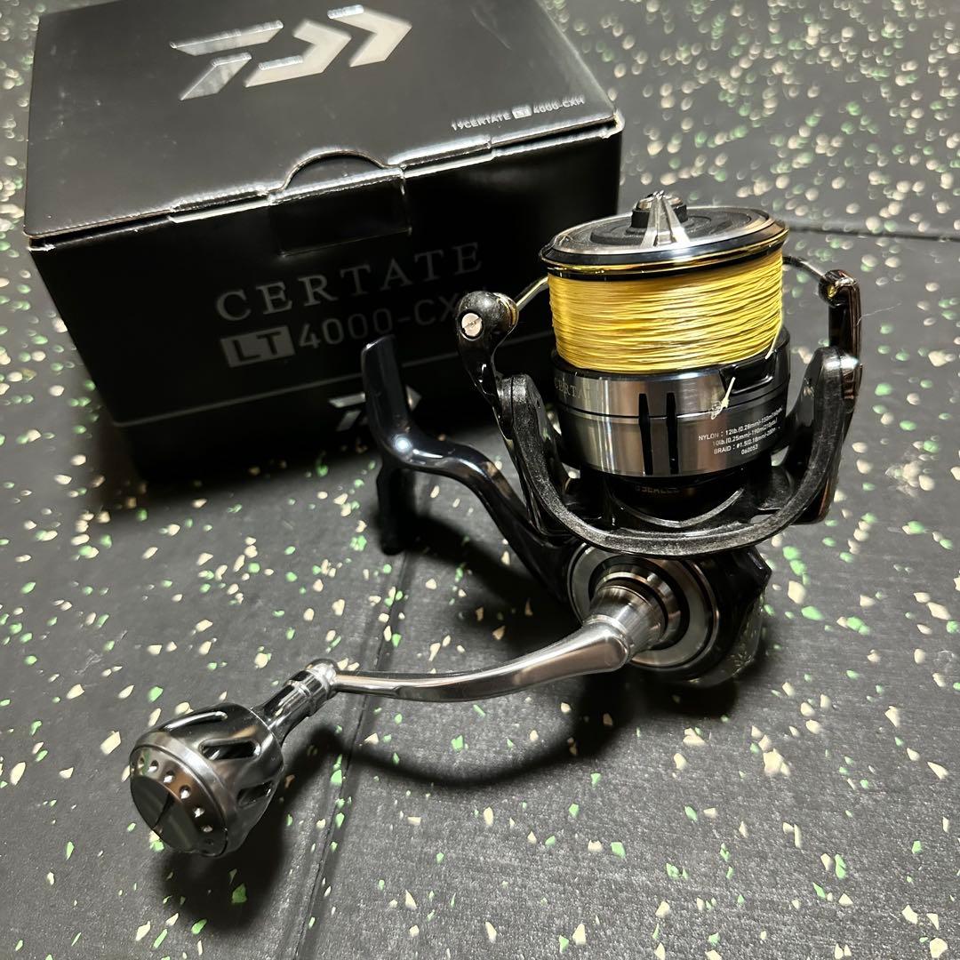 美品！ ダイワ 19 セルテート LT 4000-CXH