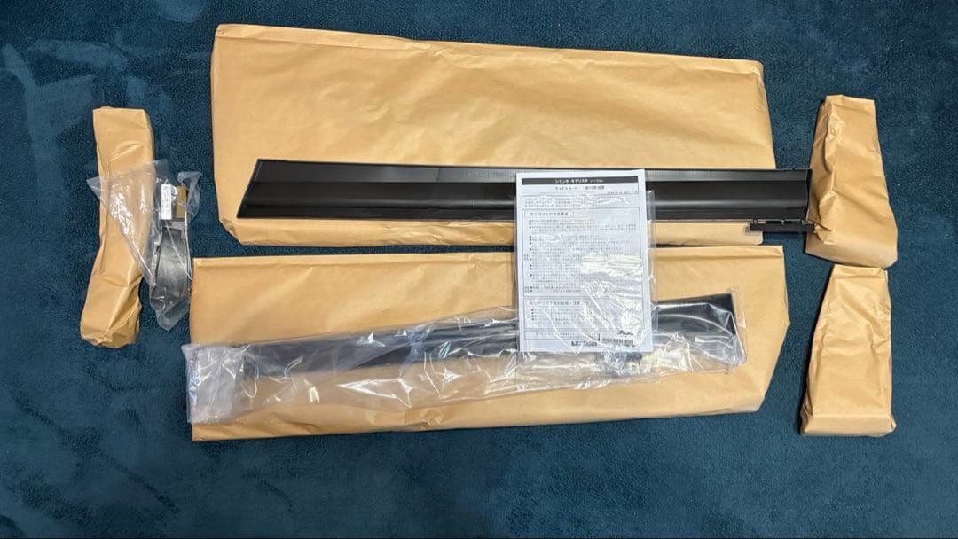 新品170系シエンタ　MODELLISTA サイドスカート右側一式　070