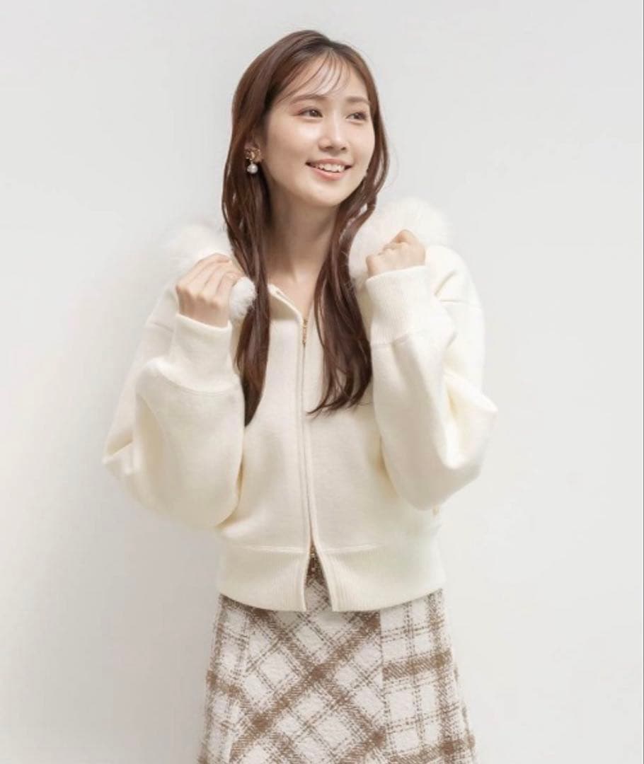 【完売】RANDA 2WAY フェイクファーニットパーカー ホワイト